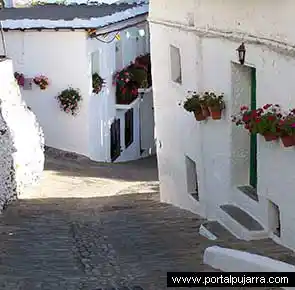 Calle típica de Bubión