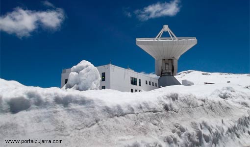 Cumbres nevadas Radiotelescopio Alpujarra
