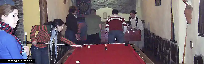 Billar y futbolin en El Pión